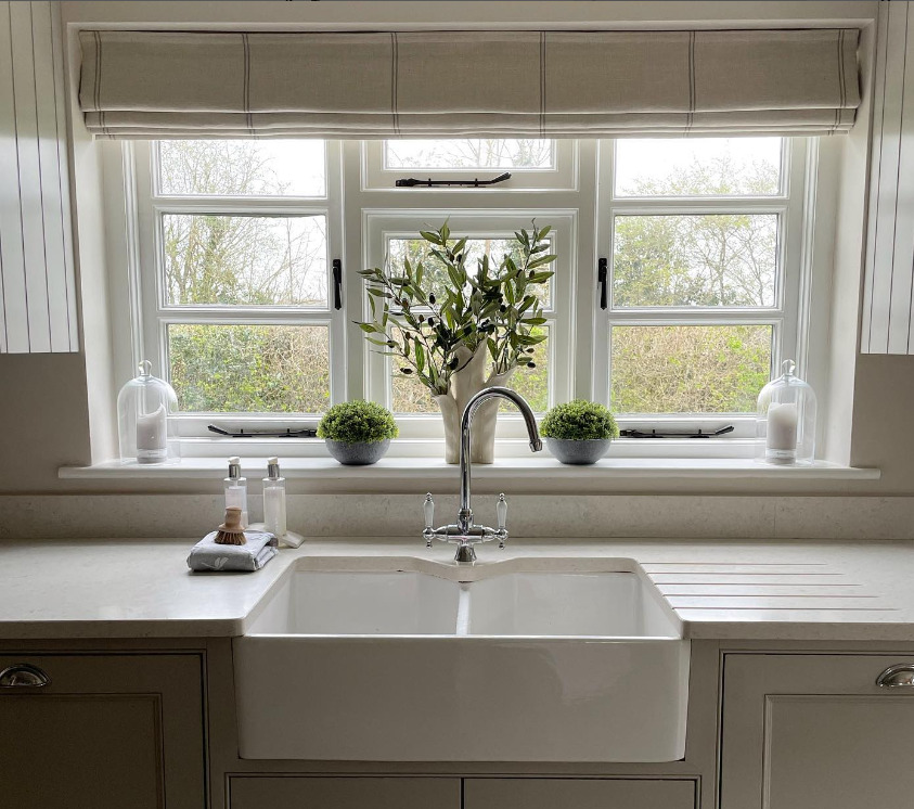 Peony and Sage Roman Blind