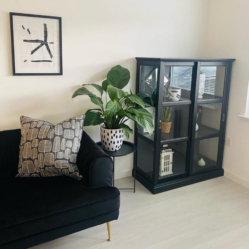 Cushion miss print little trees