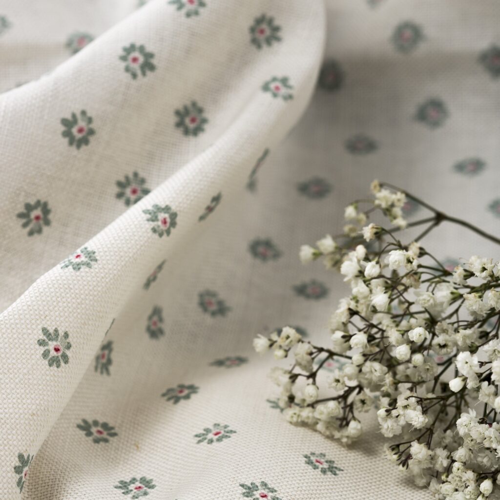 Ditsy Fleur Verde Olive and Daisy Ditsy Fleur Verde Curtains