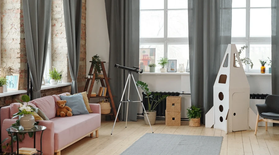 A room featuring made-to-measure curtains
